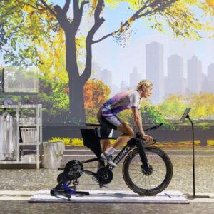 Lucy Charles / Zwift Lucy Charles / Zwift