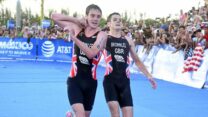 Alistair Brownlee helps Jonathan Brownlee at ITU Cozumel Alistair Brownlee helps Jonathan Brownlee at ITU Cozumel