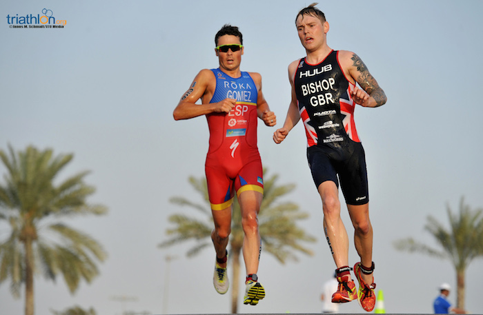 Javier Gomez and Tom Bishop - ITU World Triathlon Abu Dhabi 2017