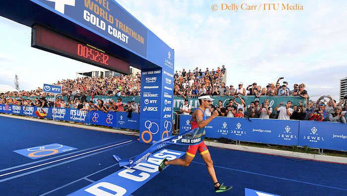 ITU World Triathlon Gold Coast 2017 - Mario Mola wins