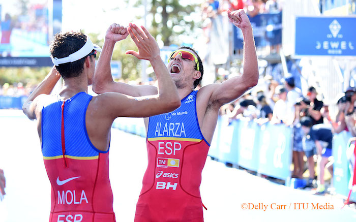 Mario Mola, Fernando Alarza - ITU World Triathlon Gold Coast