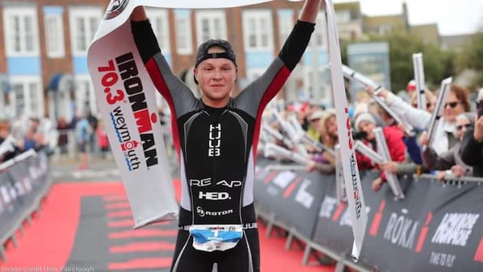 Elliot Smales IRONMAN 70.3 Weymouth 2018 - Huw Fairclough for IRONMAN