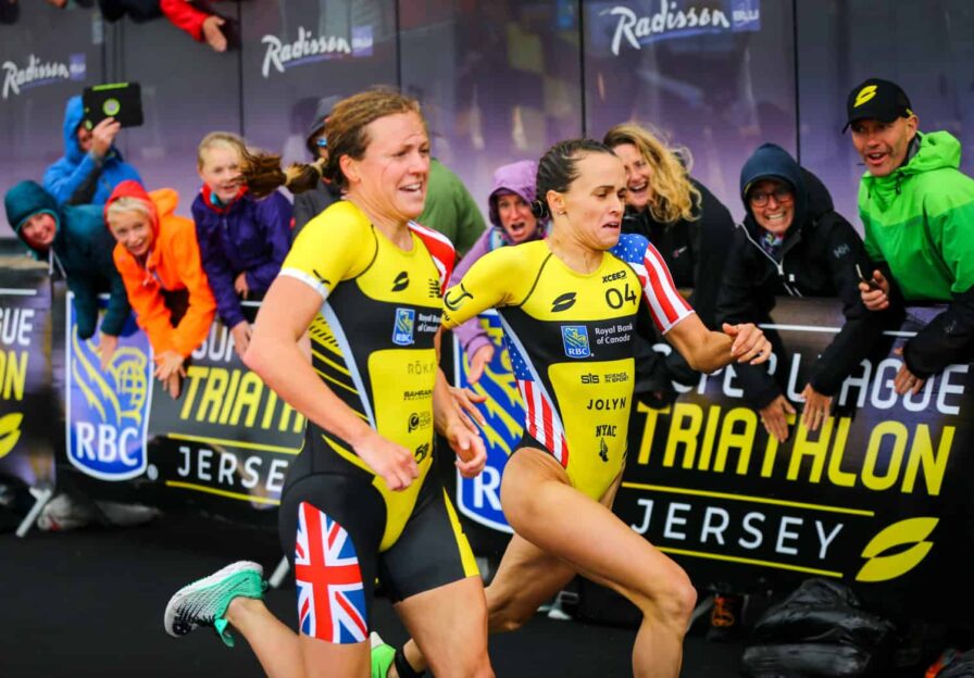 ST HELIER, JERSEY - SEPTEMBER 29, 2019: The Womens Enduro Final race during the RBC Super League Triathlon Jersey on September 29, 2019 in St Helier, Jersey. (Photo by Tommy Zaferes/Superleague Triathlon)