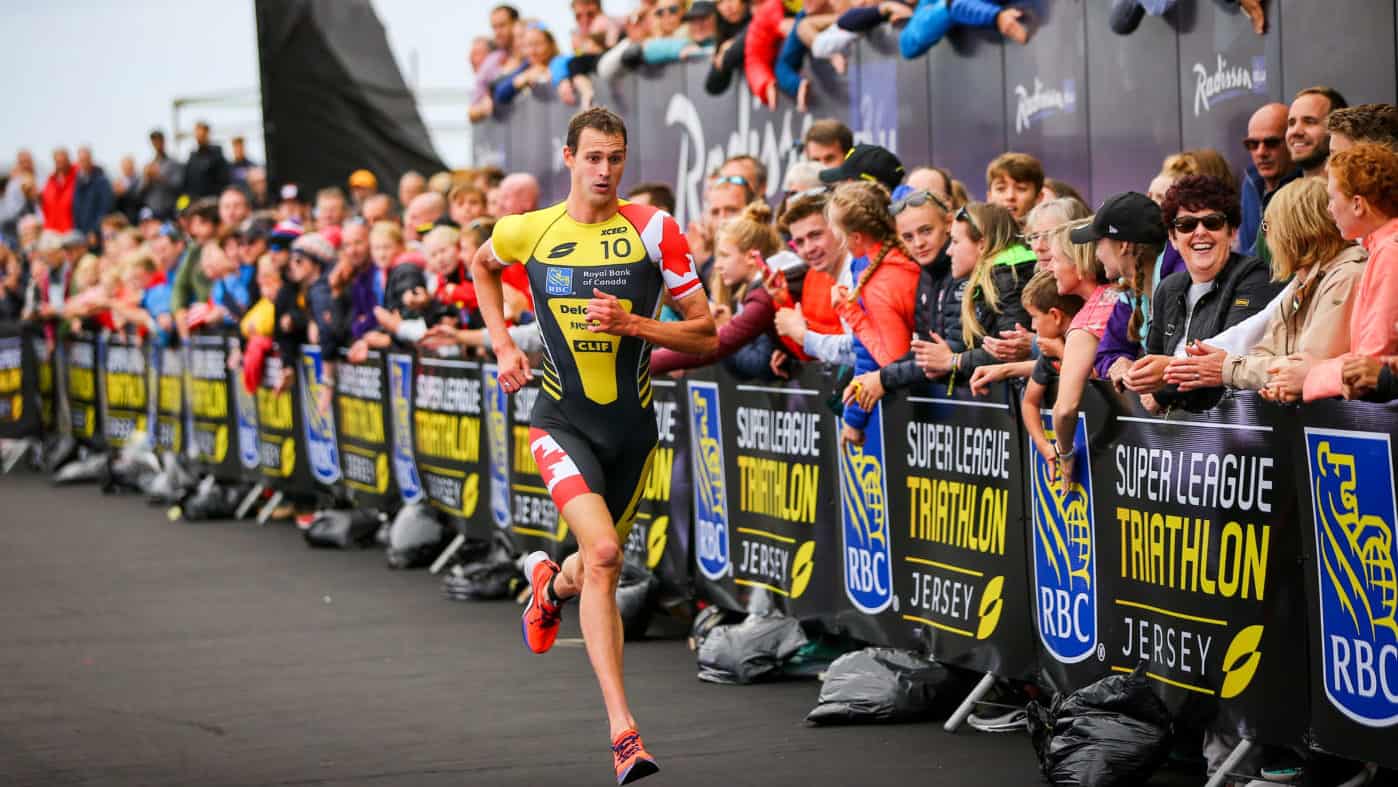 ST HELIER, JERSEY - SEPTEMBER 28, 2019: The Mens Semi Final Group A race during the RBC Super League Triathlon Jersey on September 28, 2019 in St Helier, Jersey. (Photo by Tommy Zaferes/Superleague Triathlon)