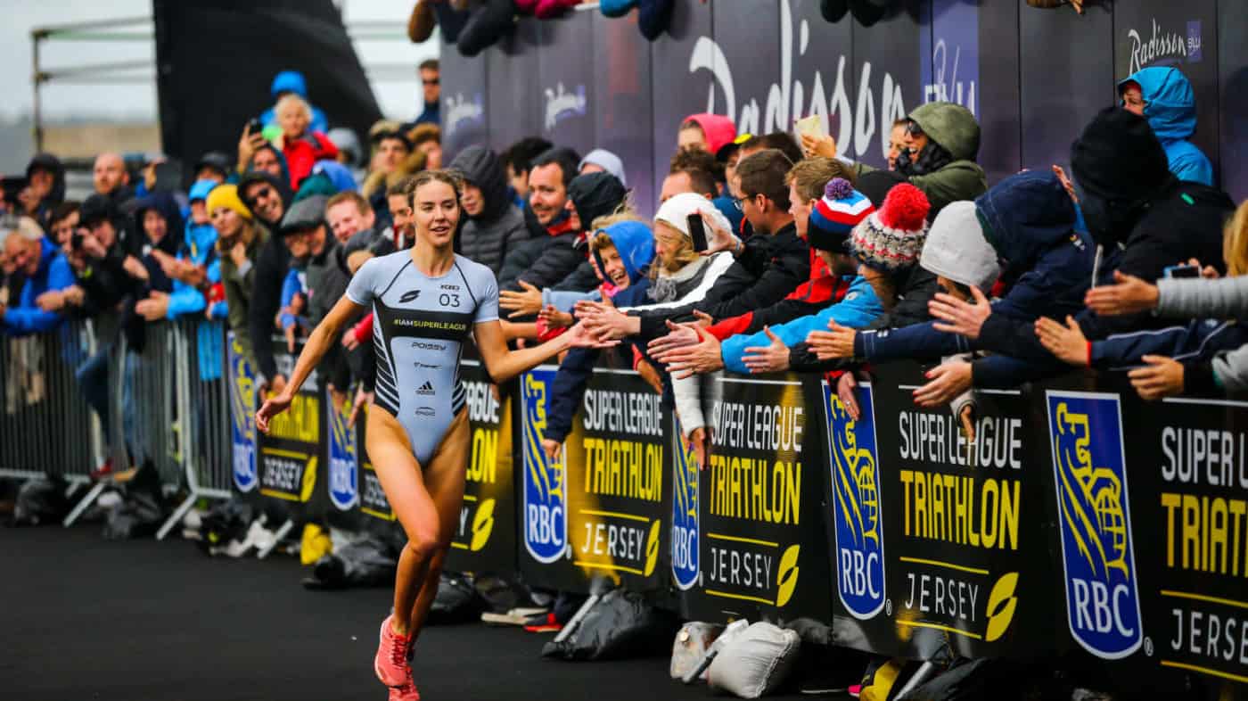 ST HELIER, JERSEY - SEPTEMBER 29, 2019: The Womens Enduro Final race during the RBC Super League Triathlon Jersey on September 29, 2019 in St Helier, Jersey. (Photo by Tommy Zaferes/Superleague Triathlon)