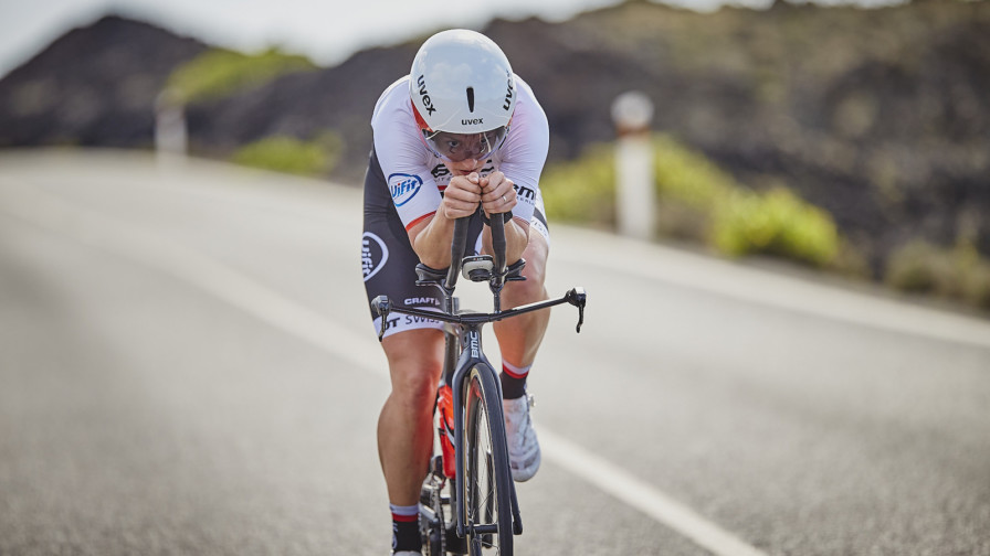 Katrina Matthews / BMC Vifit Pro Triathlon Team / Photo - James Mitchell