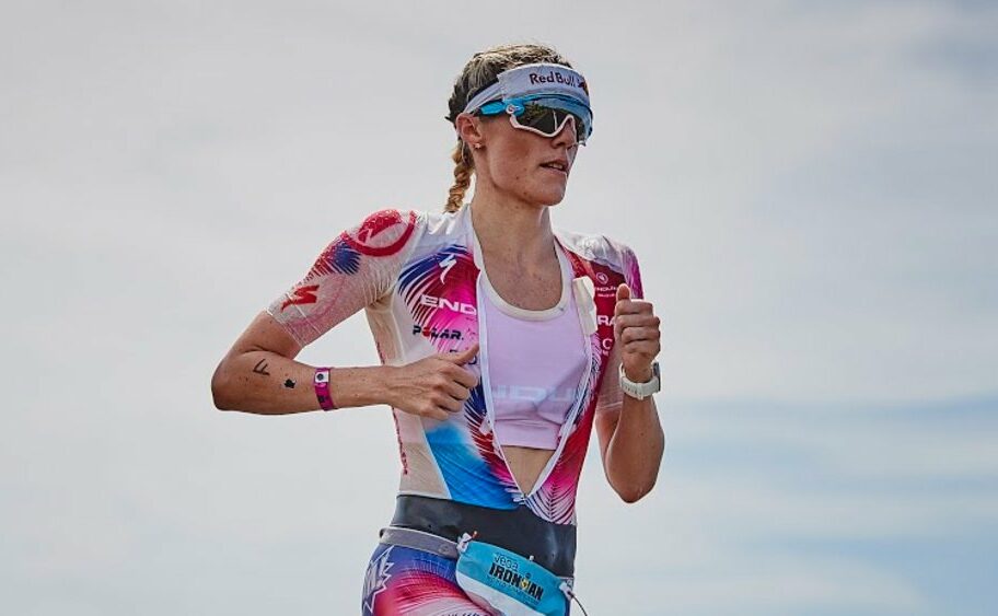 Lucy Charles Barclay Sub 8