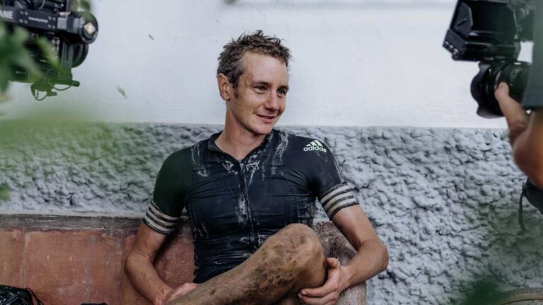 Alistair Brownlee Badlands 2021 Finish