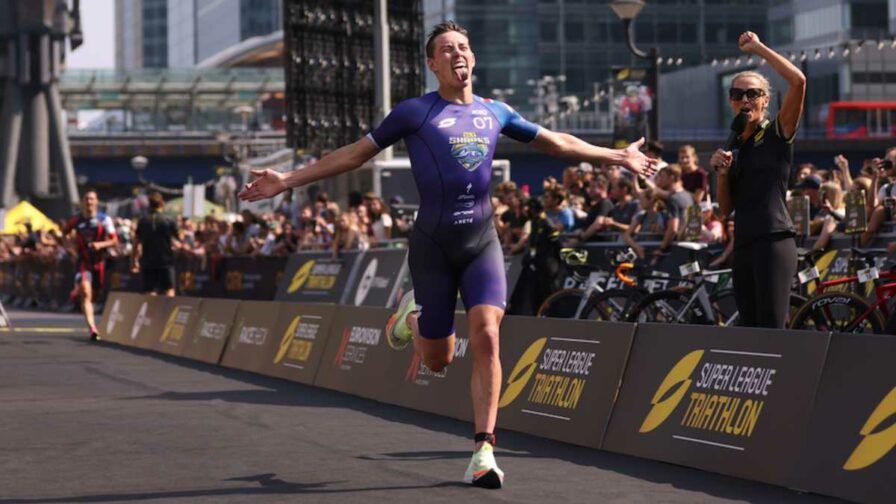 Hayden Wilde wins Super League Triathlon London 2021