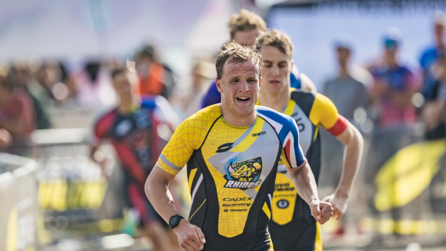 Malibu, USA - SEPTEMBER 25th 2021 . SuperLeague Malibu, Mens Pro Race at Zuma Beach California, USA 25/9/2021 (Darren Wheeler - That Cameraman/SuperLeague)