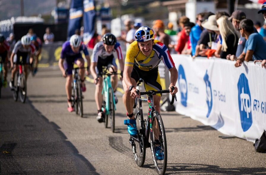 Malibu, USA - SEPTEMBER 25th 2021 . SuperLeague Malibu, Mens Pro Race at Zuma Beach California, USA 25/9/2021 (Darren Wheeler - That Cameraman/SuperLeague)