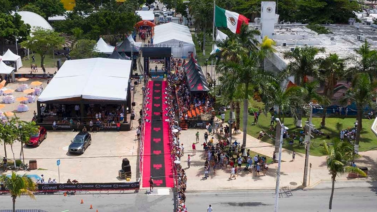 IRONMAN 70.3 Cozumel