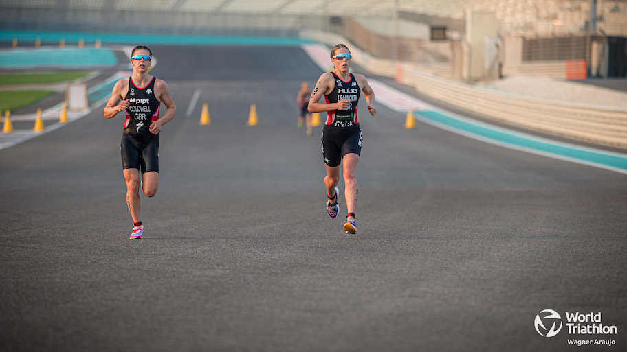 Sophie Coldwell, Jess Learmonth - World Triathlon Abu Dhabi 2021