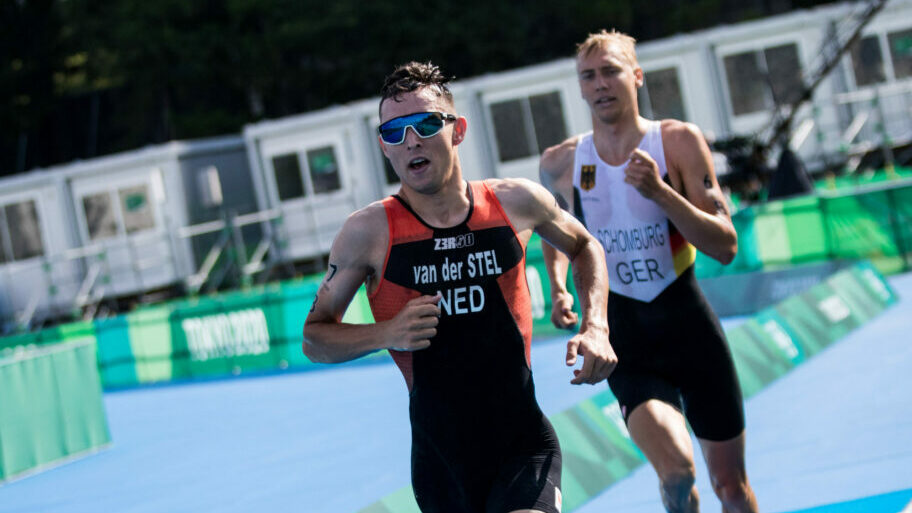 Marco van der Steel - hybride estafette Tokyo 2020 loopt