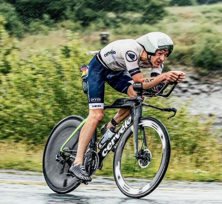 Leon Chevalier cycling in the rain