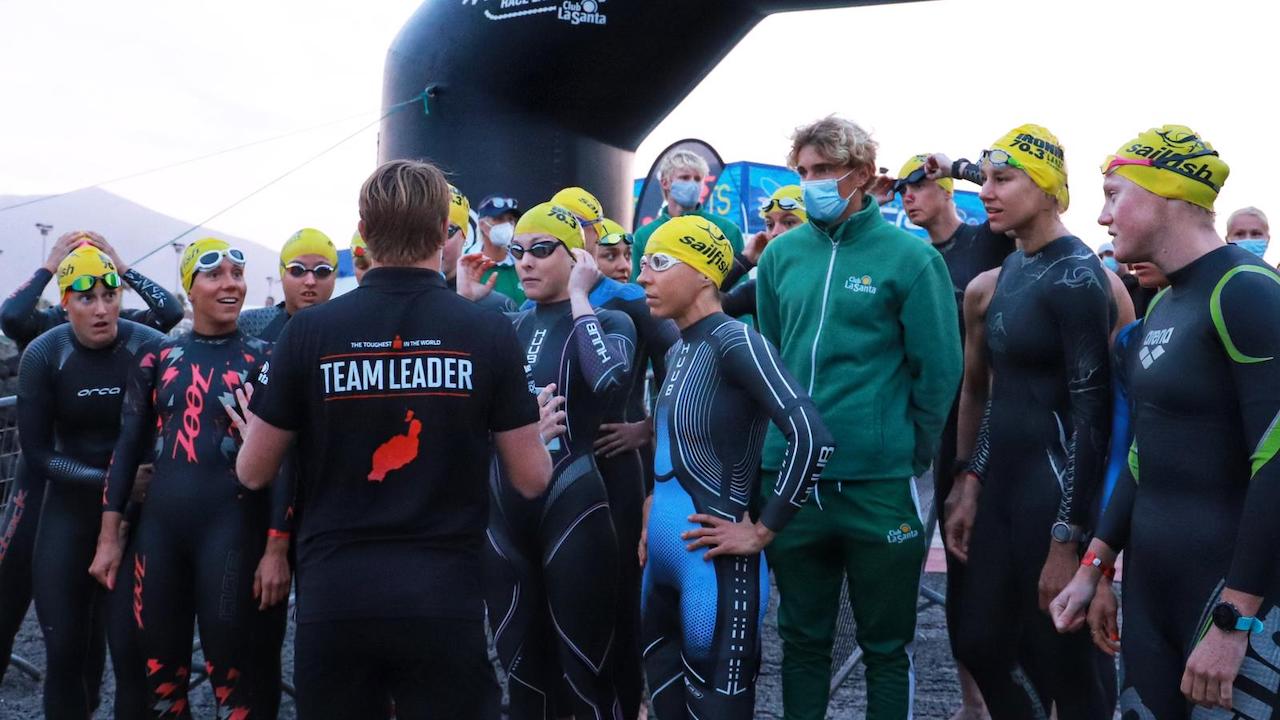 Pro Women swim start IRONMAN 70.3 Lanzarote 2022