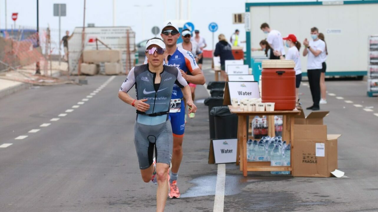 IRONMAN 70.3 Lanzarote 2022 - Anne Haug running