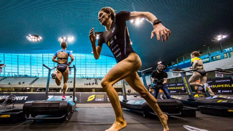 Beth Potter Super League Triathlon Arena Games London 2021 copyright Super League Triathlon