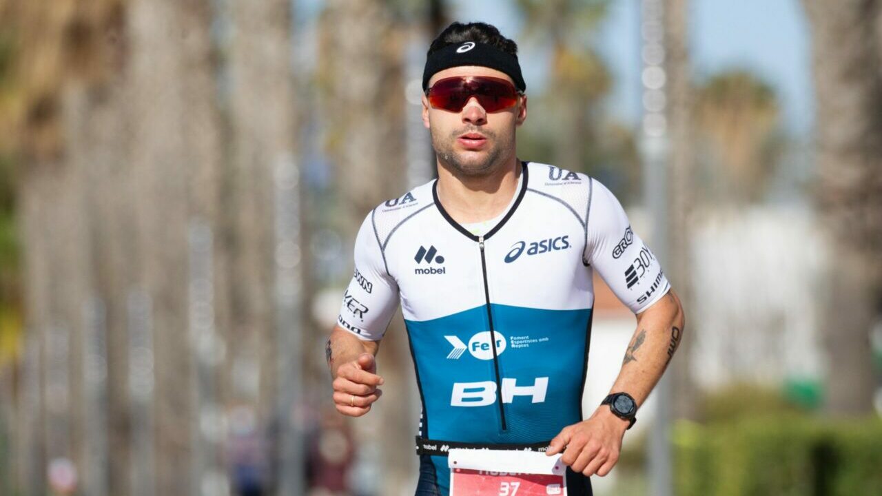 Challenge Salou 2022: Roberto Sanchez Mantecon on the run