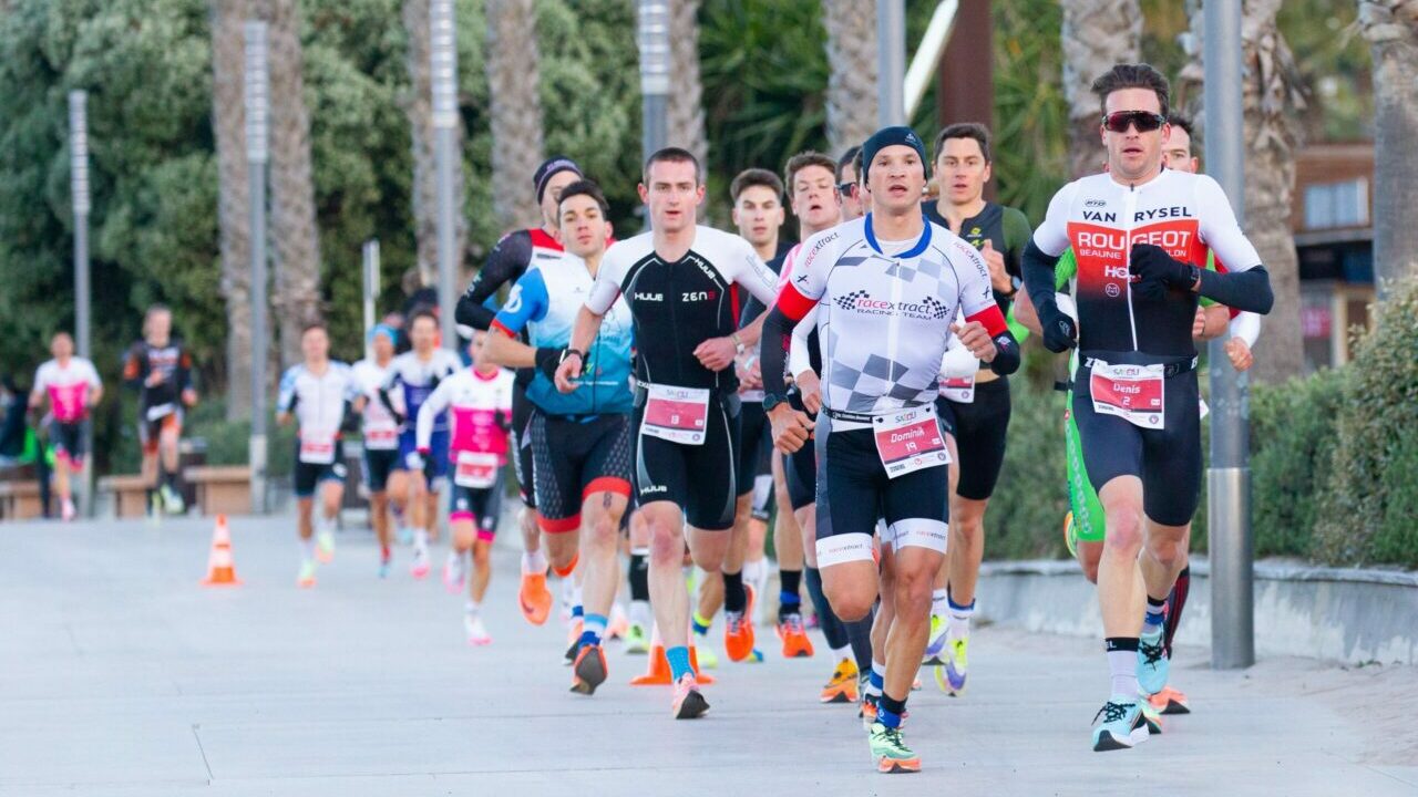 Challenge Salou 2022: Pro Men on the opening run