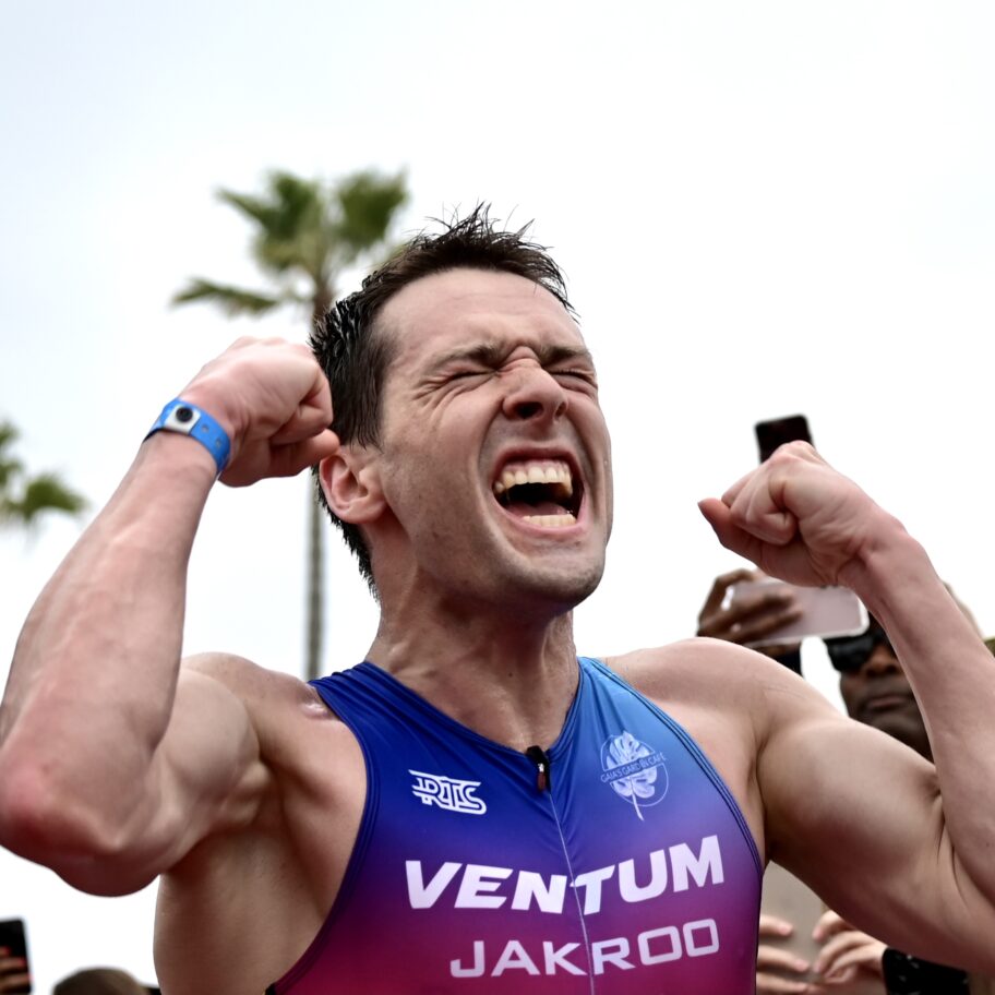 IRONMAN 70.3 Oceanside 2022: Jackson Laundry winning