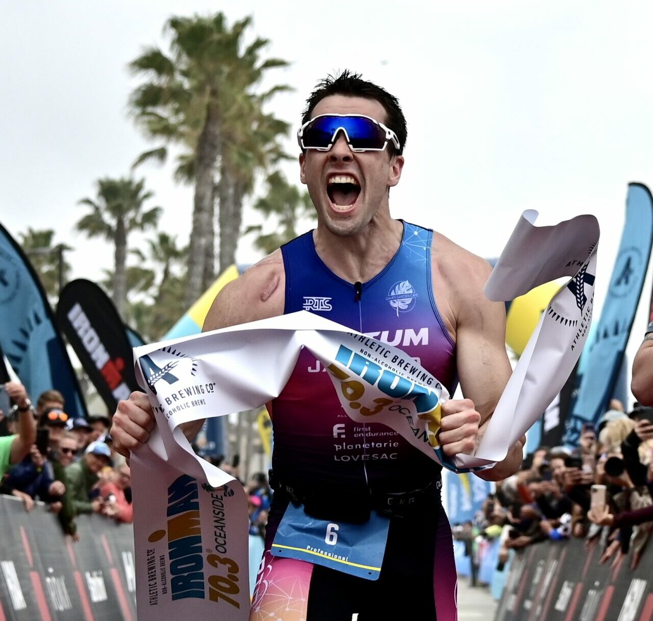 IRONMAN 70.3 Oceanside 2022: Jackson Laundry winning