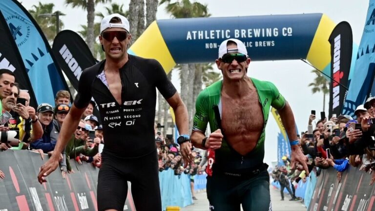 Lionel Sanders and Rudy Von Berg sprint at IRONMAN 70.3 Oceanside 2022 Photo Credit: Donald Miralle / IRONMAN