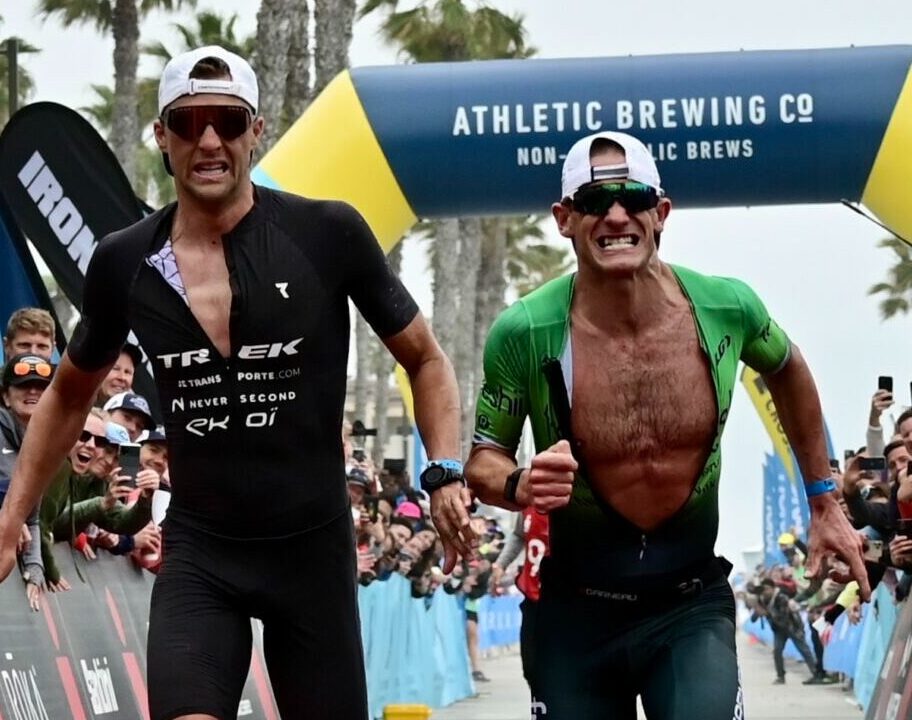 Lionel Sanders and Rudy Von Berg sprint at IRONMAN 70.3 Oceanside 2022 Photo Credit: Donald Miralle / IRONMAN