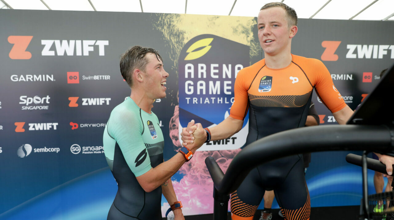 Hayden Wilde, Dan Dixon en la Final de Triatlón de los Juegos Arena de Singapur