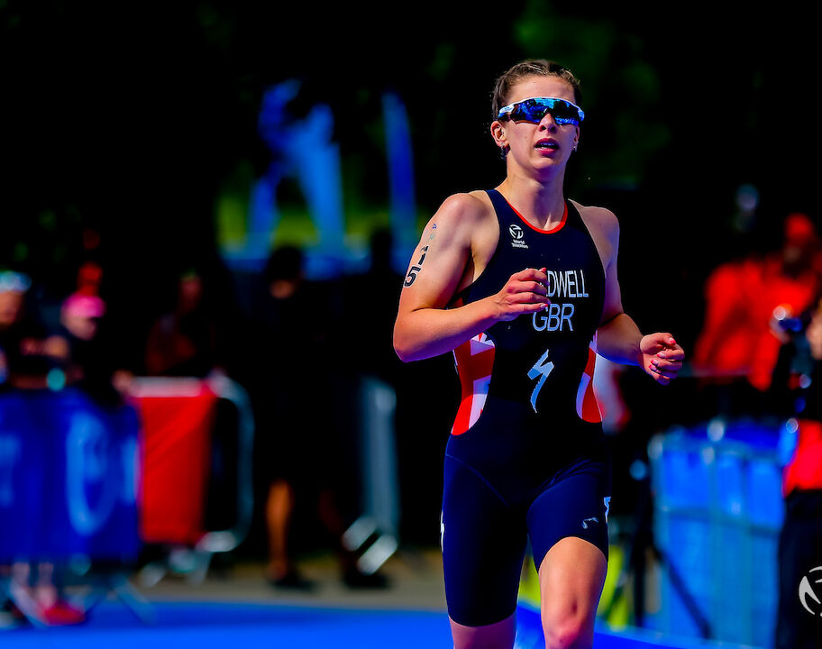 Sophie Coldwell - AJ Bell World Triathlon Championship Series Leeds 2022