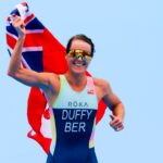 Flora Duffy Commonwealth Games flag photo credit Ben Lumley World Triathlon