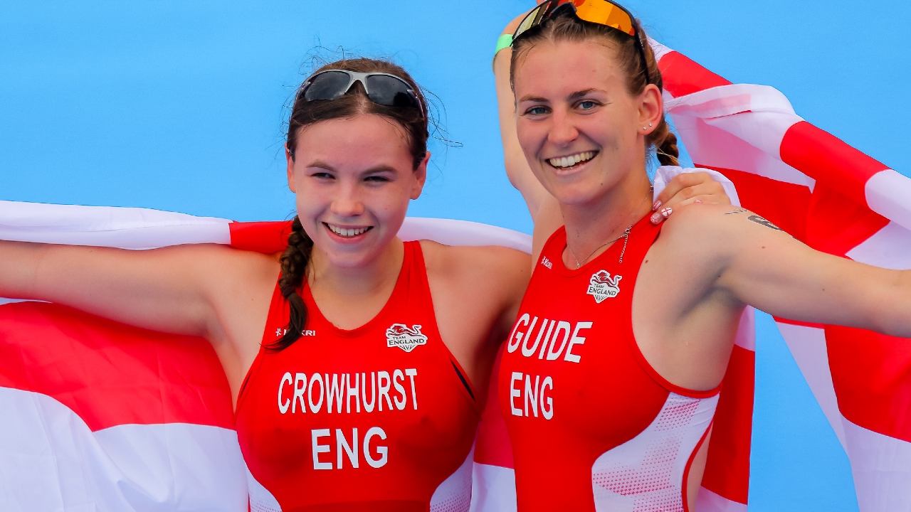 Katie Crowhurst Jessica Fullagar photo credit World Triathlon