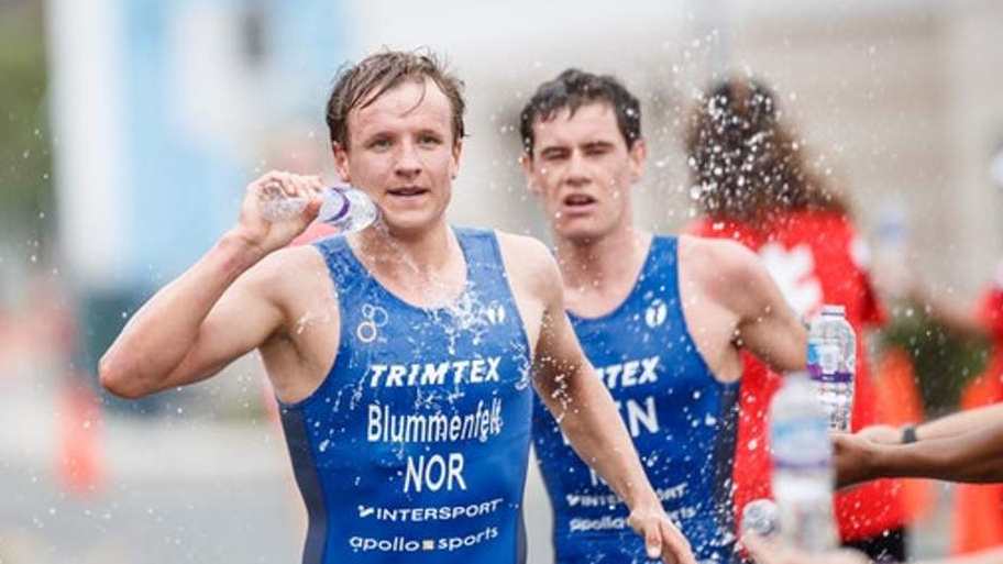 Kristian Blummenfelt y Gustav Iden frente a frente en la carrera