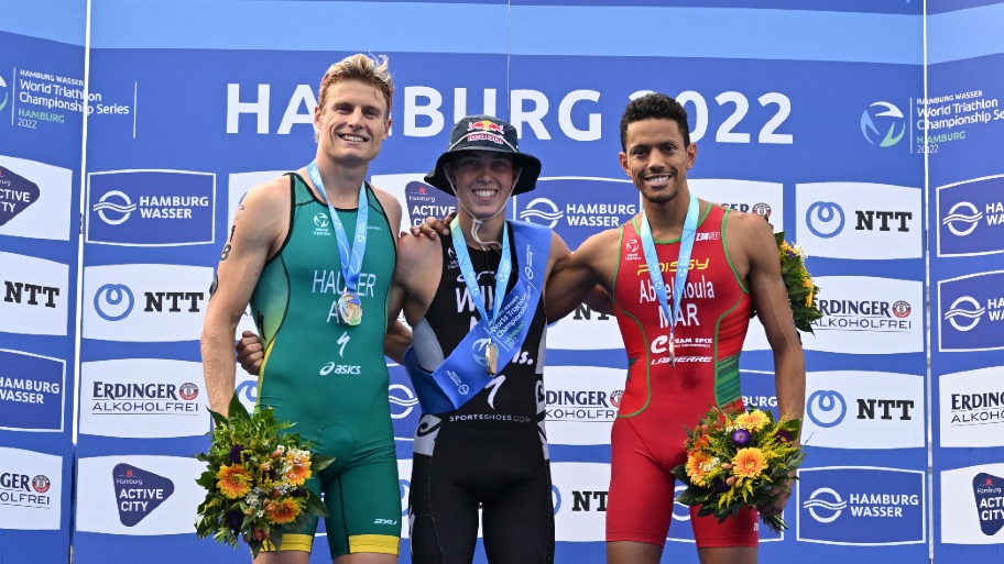 hamburg men 2022 podium Hayden Wilde Matt Hauser Jawad Abdelmoula photo credit world triathlon