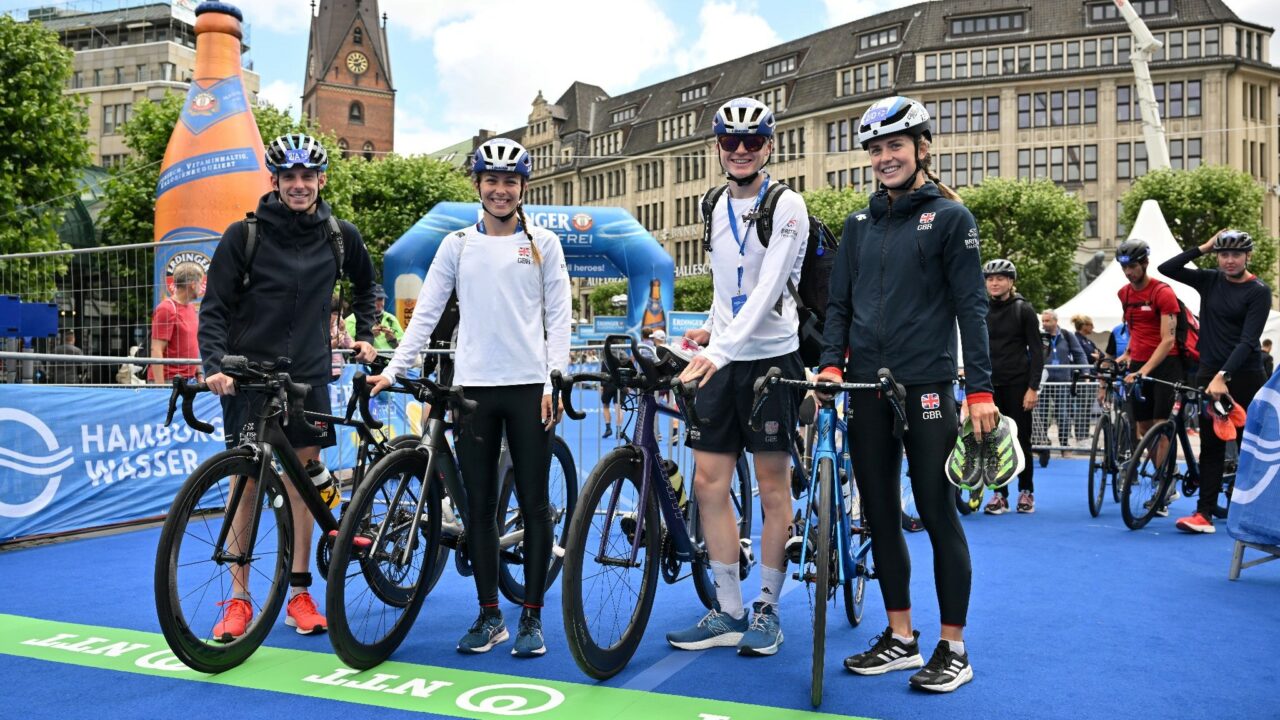 WTCS Hamburg 2022 Mixed Team Relay - Barclay Izzard, Sian Rainsley, Sam Dickinson, Kate Waugh