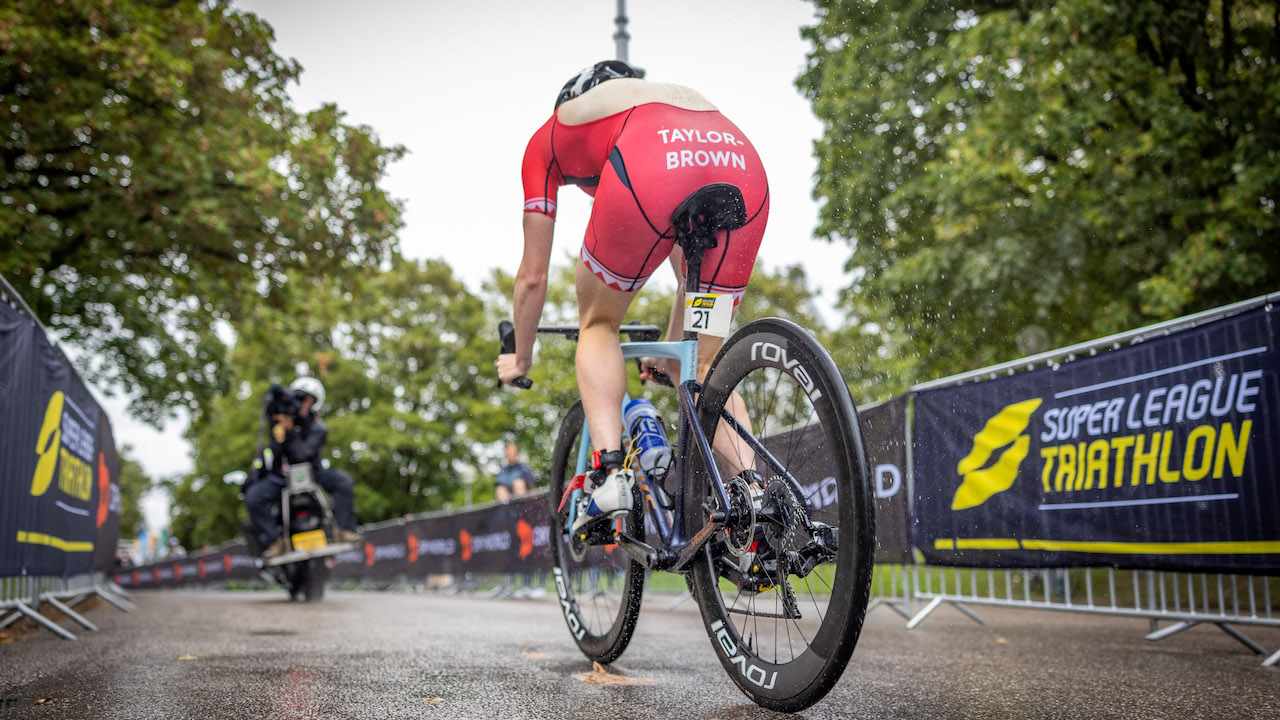 Georgia Taylor-Brown Bike Super League Triathlon Munich 2022