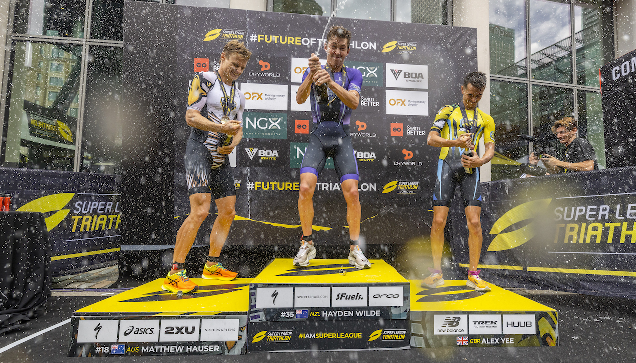 Hayden Wilde, Matt Hauser, Alex Yee - Super League Triathlon London 2022 podium