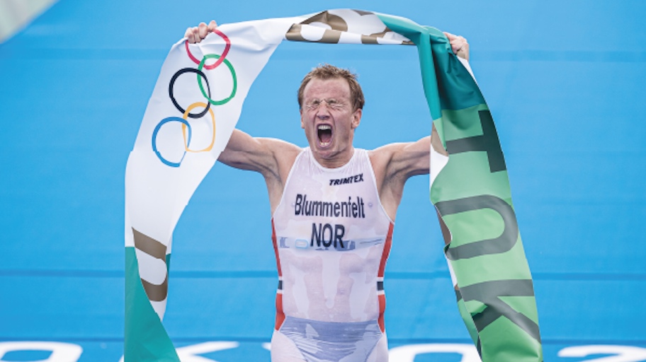 kristian blummenfelt olympics 2021 finish line photo credit Trimtex