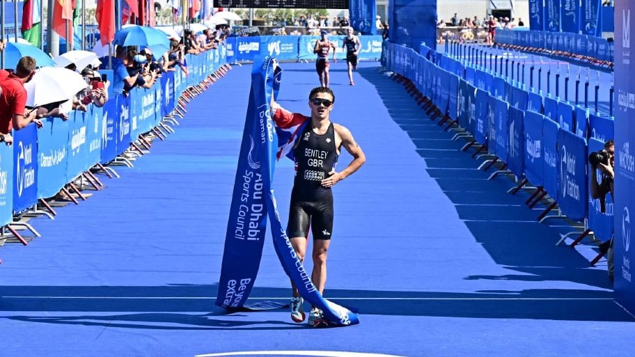 Connor Bentley abu dhabi 2022 u23 world championship photo credit British Triathlon