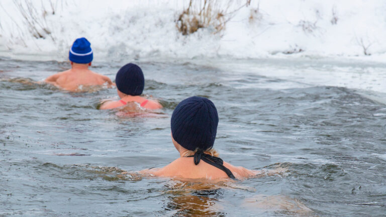 Benefits of cold water swimming this winter