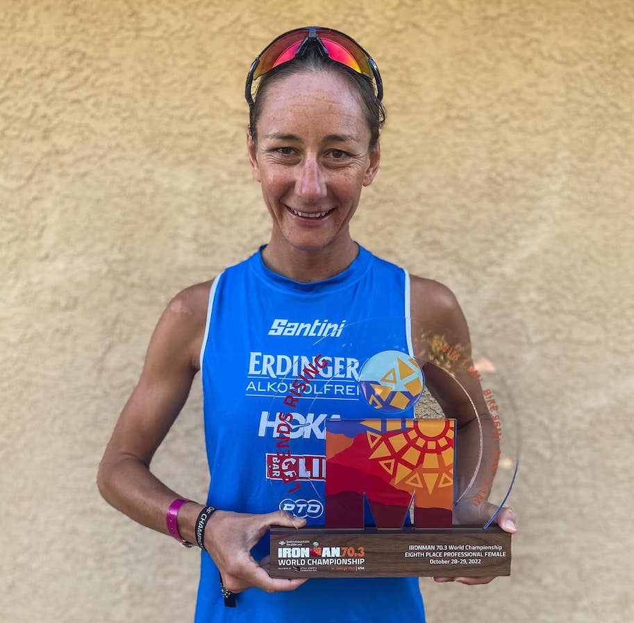 Nikki Bartlett IRONMAN 70.3 World Championship St George 2022 trophy