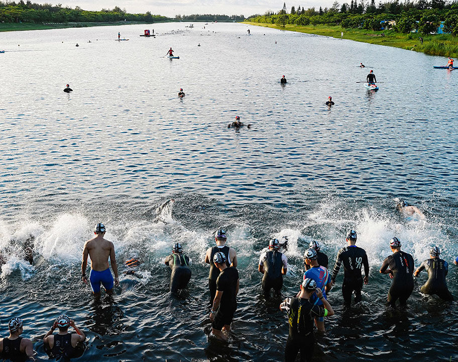 Challenge Taiwan - swim start
