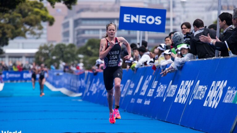 Taylor Knibb WTCS Yokohama 2023 finish straight [Photo credit: World Triathlon / Tommy Zaferes]