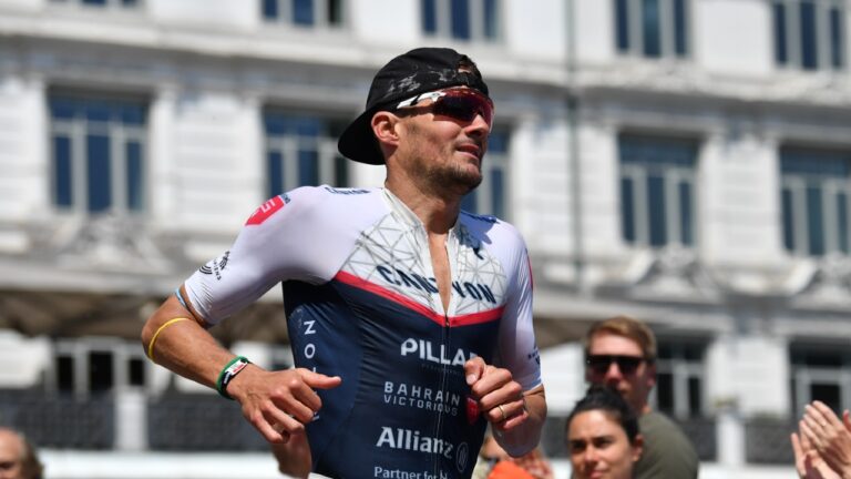 Jan Frodeno of Germany performs during the run leg at sunrise at the IRONMAN European Championship Hamburg on June 4, 2023 in Hamburg, Germany. (Photo by Alexander Koerner/Getty Images for Ironman)