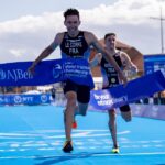 Pierre Le Corre Leo Bergere WTCS Sunderland finish 2023 photo credit World Triathlon / Tommy Zaferes