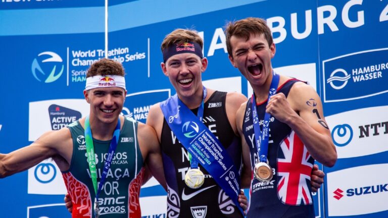 WTCS Hamburg podium 2023 Vasco Vilaca Hayden Wilde Alex Yee photo credit Tommy Zaferes / World Triathlon