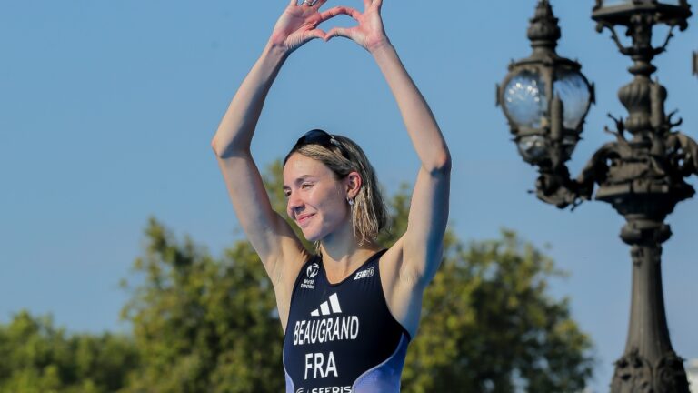 Cassandre Beaugrand podium Paris Test Event 2023 [Photo credit: World Triathlon / Wagner Araujo]