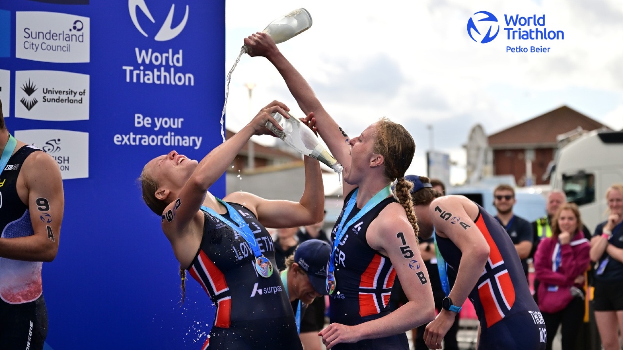 Solveig Lovseth Lotte Miller WTCS Sunderland Photo credit World Triathlon / Petko Beier