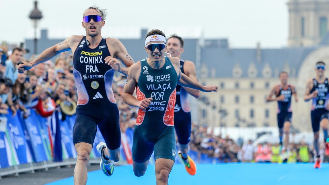 Vasco Vilaca Dorian Coninx Paris Test Event 2023 [Photo credit: World Triathlon / Wagner Araujo]