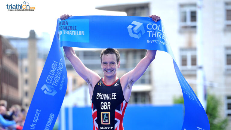 Alistair Brownlee World Triathlon Series Leeds 2017 finish line / winner